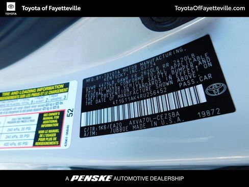 Used 2024 Toyota Camry SE image 11