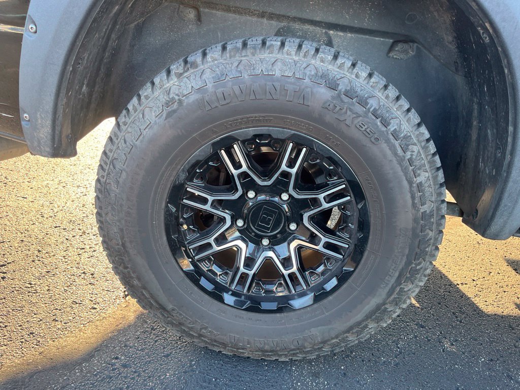 Used 2020 RAM 1500 Classic SLT w/ Luxury Group AWD/4WD image 11