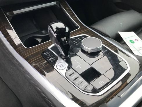 Used 2023 BMW X5 sDrive40i image 8