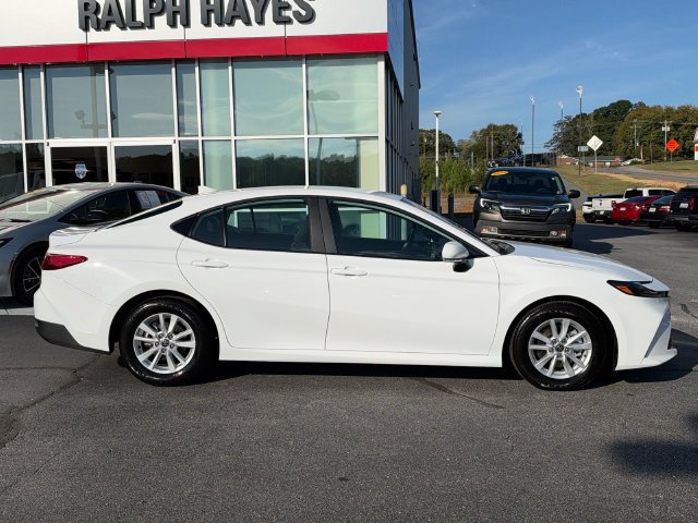 Used 2026 Toyota Camry LE w/ Convenience Package FWD image 2