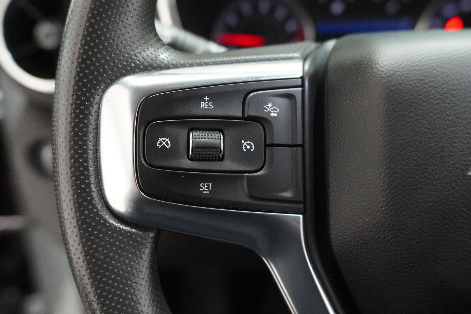 Used 2024 Chevrolet Blazer LT w/ Convenience Package FWD image 15