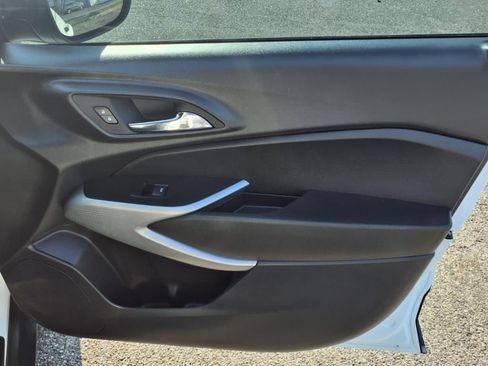 Used 2024 Chevrolet Trax RS w/ Driver Confidence Package image 16