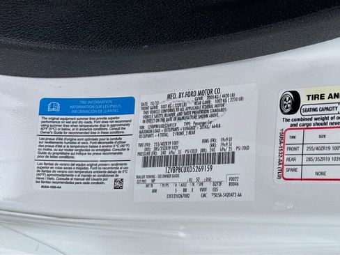 Used 2013 Ford Mustang Boss 302 w/ Boss 302 Accessory Pkg image 27