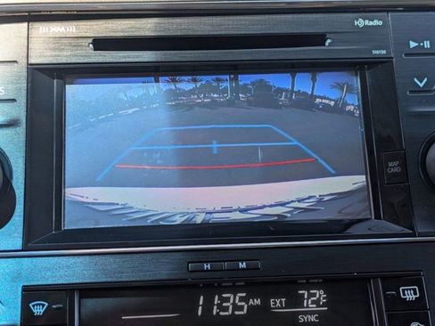 Used 2016 Toyota Avalon XLE Premium w/ Preferred Accessory Package FWD image 22
