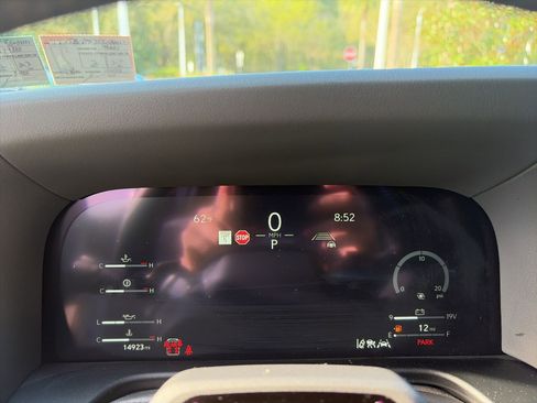 Used 2024 Lexus GX 550 w/ Accessory Package (Z1) image 7