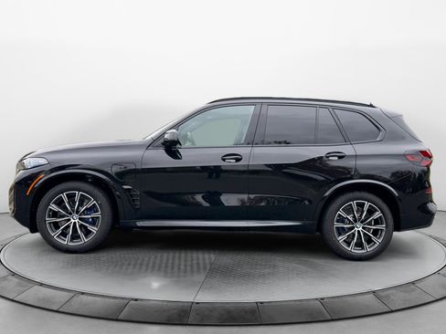 Used 2026 BMW X5 xDrive50e AWD/4WD image 4