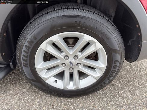 Used 2012 Ford Explorer XLT FWD image 9