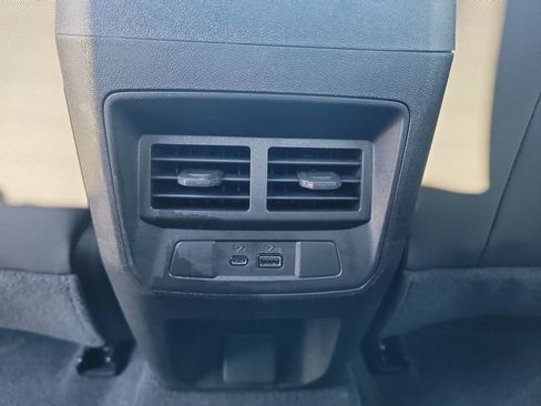 Used 2025 Chevrolet Colorado Z71 AWD/4WD image 18