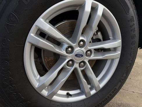 Certified 2023 Ford Explorer XLT image 11