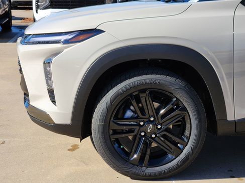 New 2026 Chevrolet Trax ACTIV w/ Driver Confidence Package image 5