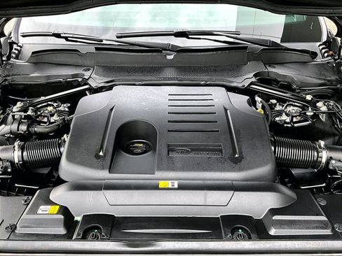 Used 2022 Land Rover Range Rover Sport HSE Silver Edition image 30