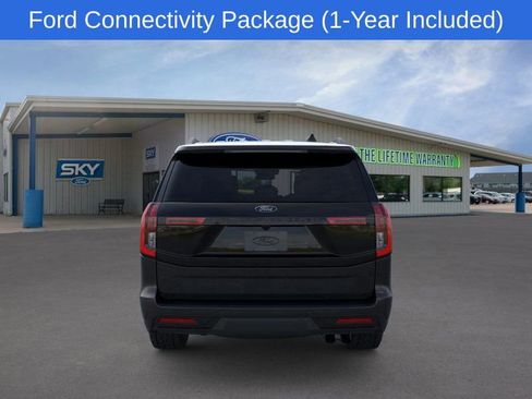 New 2026 Ford Expedition Tremor image 5