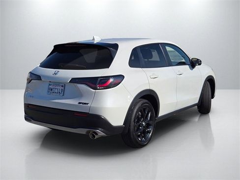 Used 2024 Honda HR-V Sport image 4