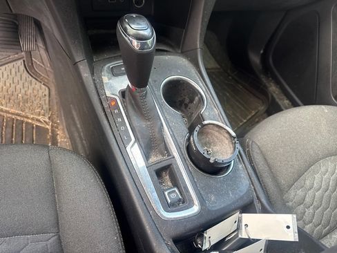 Used 2020 Chevrolet Equinox LT AWD/4WD image 14