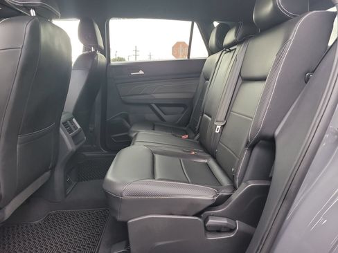 Used 2023 Volkswagen Atlas Cross Sport SE w/ Black Wheel Package FWD image 9