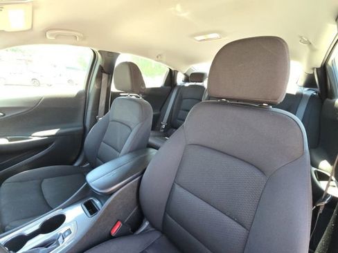 Used 2024 Chevrolet Malibu LT image 20