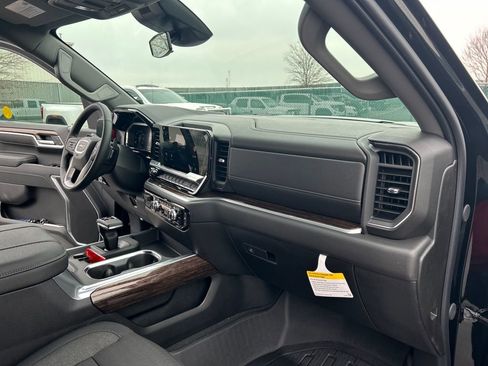 New 2026 GMC Sierra 1500 Elevation w/ Preferred Package image 35