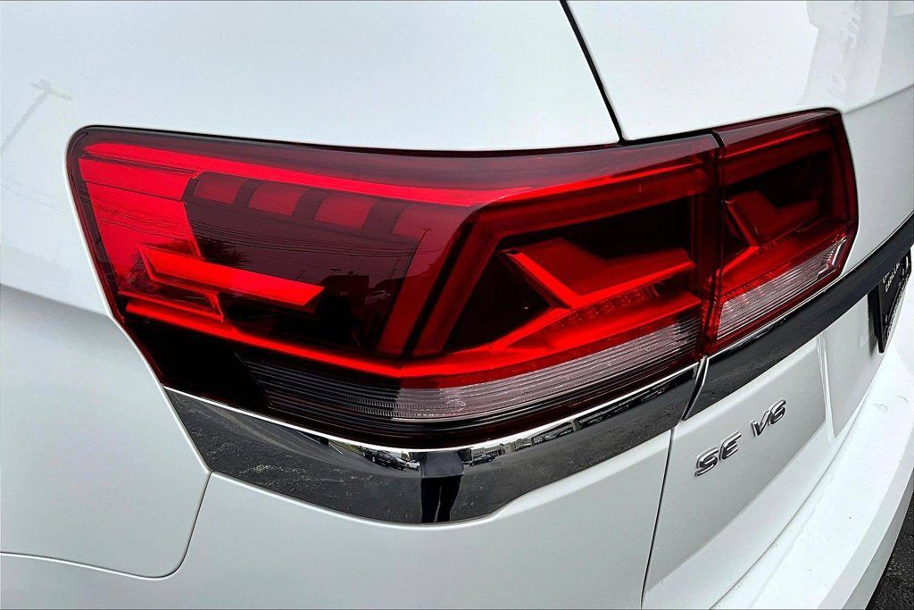 Used 2023 Volkswagen Atlas SE FWD image 23
