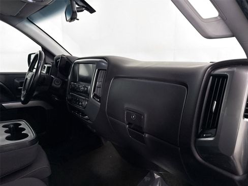 Used 2018 Chevrolet Silverado 1500 LT image 37