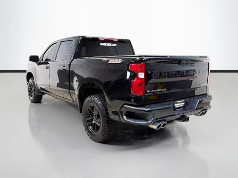 Used 2022 Chevrolet Silverado 1500 Custom Trail Boss AWD/4WD image 2