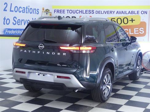 Used 2025 Nissan Pathfinder SL AWD/4WD image 7