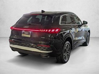 New 2025 Audi Q5 Premium w/ Convenience Package video 2