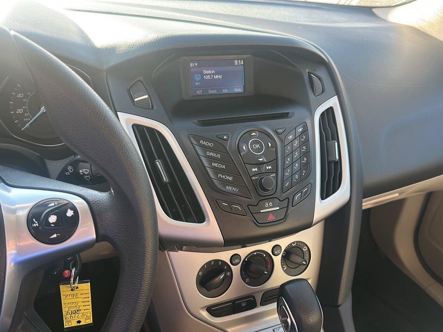 Used 2014 Ford Focus SE FWD image 14