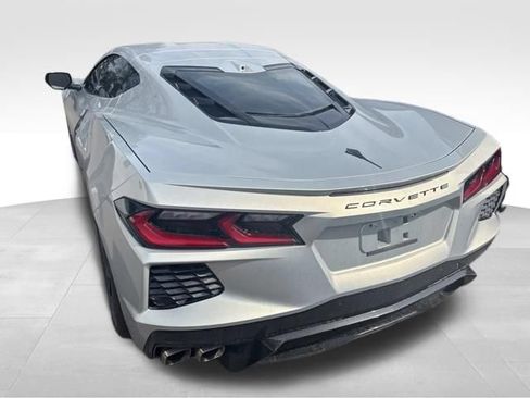 Used 2024 Chevrolet Corvette Stingray Coupe w/ 1LT RWD image 17