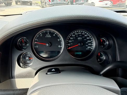 Used 2013 Chevrolet Suburban LTZ AWD/4WD image 16