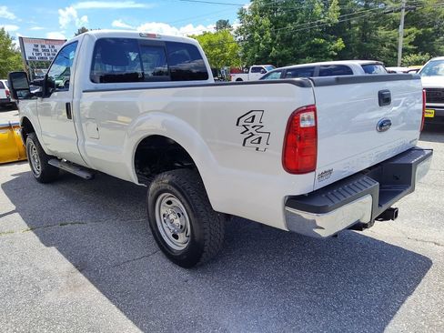 Used 2016 Ford F250 XL w/ Power Equipment Group AWD/4WD image 8