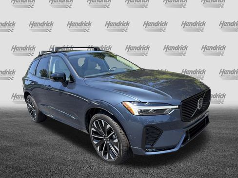 Used 2026 Volvo XC60 B5 Ultra w/ Protection Package Premier AWD/4WD image 2