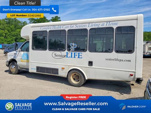 Used 2012 Ford E-450 and Econoline 450 Super Duty w/ Shuttle Bus Prep Pkg RWD image 3