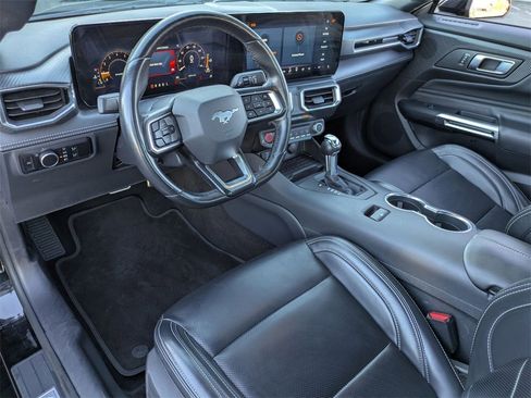 Used 2024 Ford Mustang Premium image 14