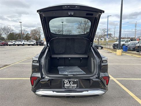 New 2026 Buick Envista Avenir image 23