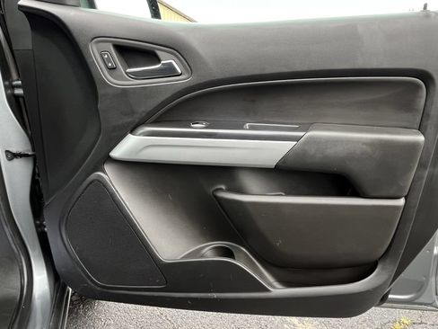 Certified 2022 Chevrolet Colorado LT w/ Fleet Safety Package RWD image 16