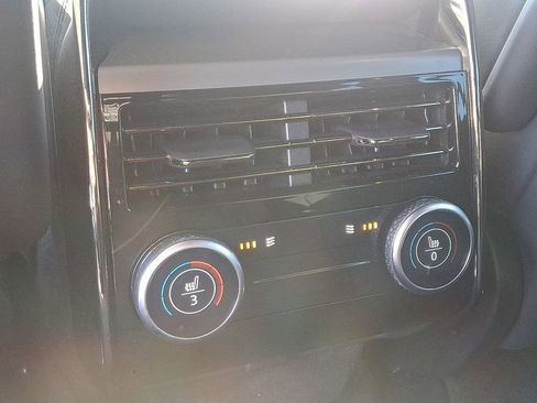 Used 2024 Land Rover Range Rover Sport Dynamic SE image 11