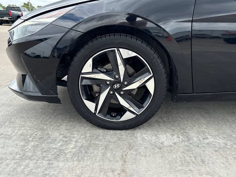 Used 2023 Hyundai Elantra SEL w/ Convenience Package FWD image 29