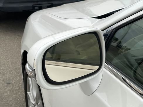 Used 2011 Lexus ES 350 FWD image 8