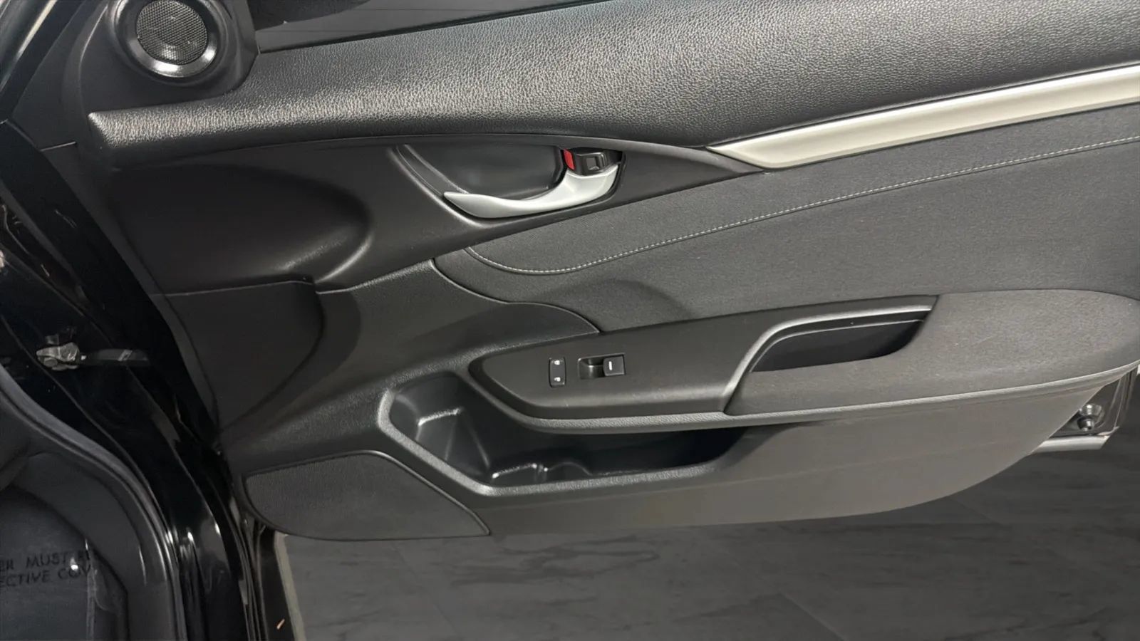 Used 2018 Honda Civic EX-T image 19