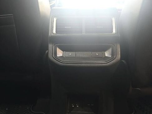 Used 2024 Volkswagen Atlas Cross Sport SEL Premium R-Line AWD/4WD image 39