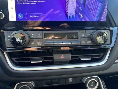 Used 2024 Toyota Grand Highlander XLE image 19