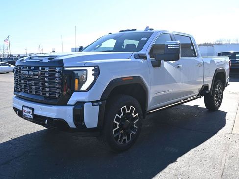 New 2026 GMC Sierra 2500 Denali Ultimate image 9
