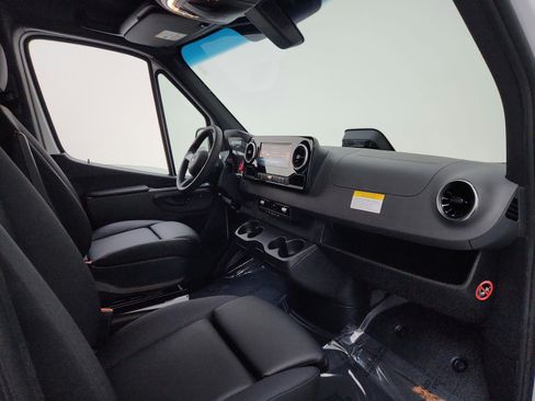New 2026 Mercedes-Benz Sprinter 2500 image 11