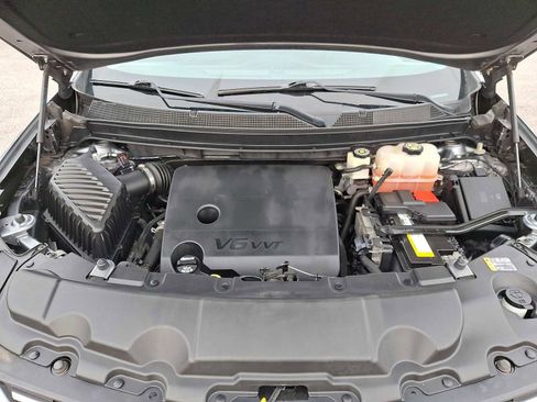 Certified 2018 Chevrolet Traverse LT image 35