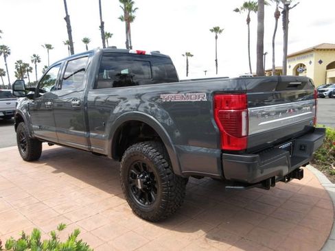 Certified 2021 Ford F350 Platinum w/ Tremor Off-Road Package AWD/4WD image 2