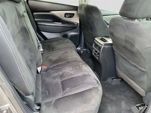 Used 2018 Nissan Murano SV image 23