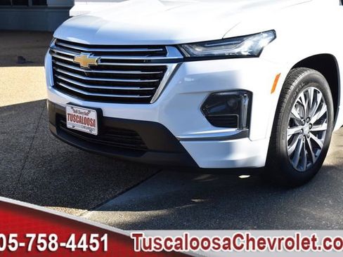 Certified 2023 Chevrolet Traverse Premier image 48