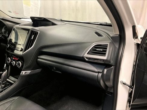 Used 2023 Subaru Forester Touring image 13