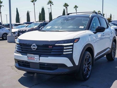 New 2026 Nissan Kicks SR image 4