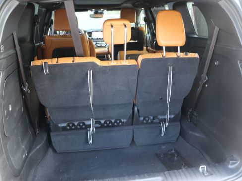 Used 2022 Chrysler Pacifica Pinnacle image 36